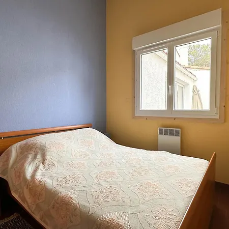 Σπίτι διακοπών 3 Pieces A 100m De La Avec Patio Et Parking - Fr-1-705-37