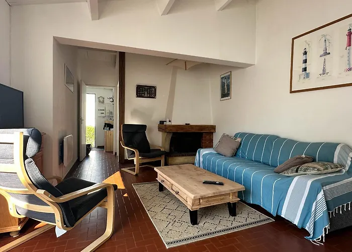 3 Pieces A 100m De La Avec Patio Et Parking - Fr-1-705-37 * لو ماثيز